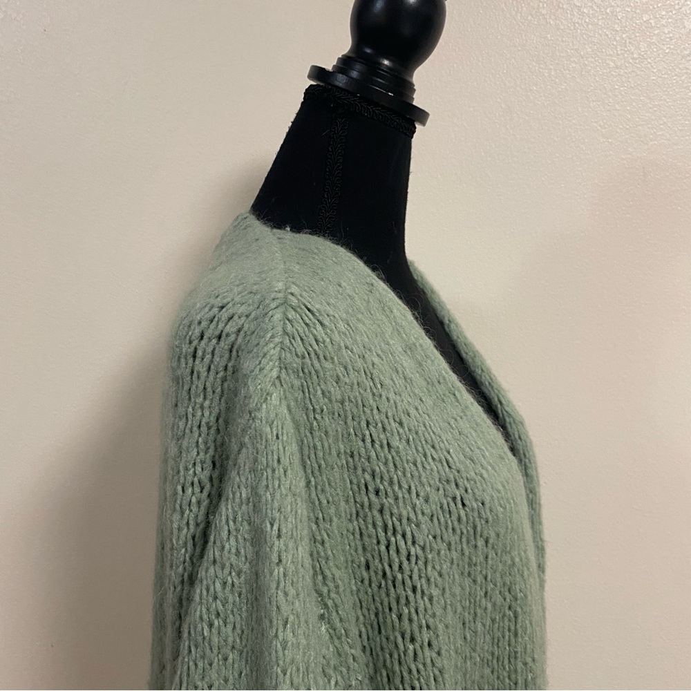 OST Cardigan Women’s Size Large Sage Green Chunky Knit Sweater Cardigan - Picture 7 of 16